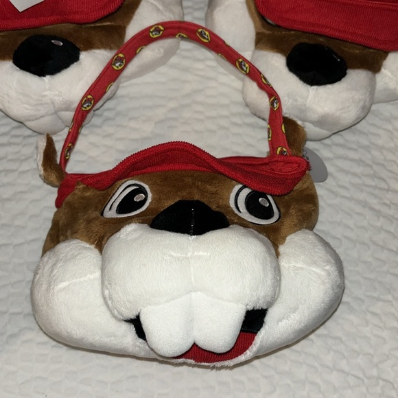 Buc-ee’s | Cutest Ever! Plush Beaver (face) Gift & Goodie Basket (see video!) - Picture 9 of 13